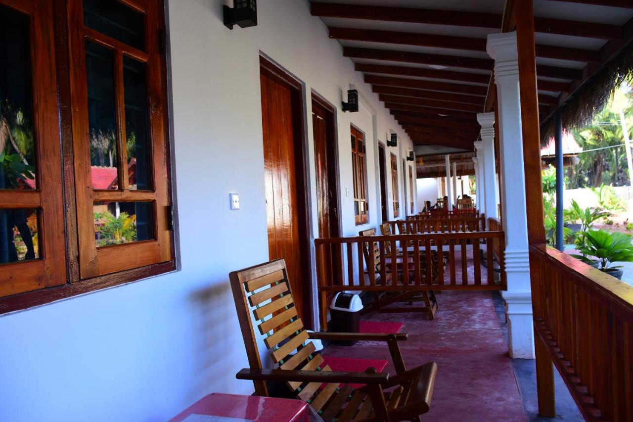 Trinco Star Cabana Trincomalee Exteriér fotografie